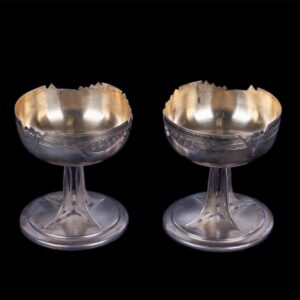 A pair of Russian engraved silver-gilt ice cream bowls — image 3