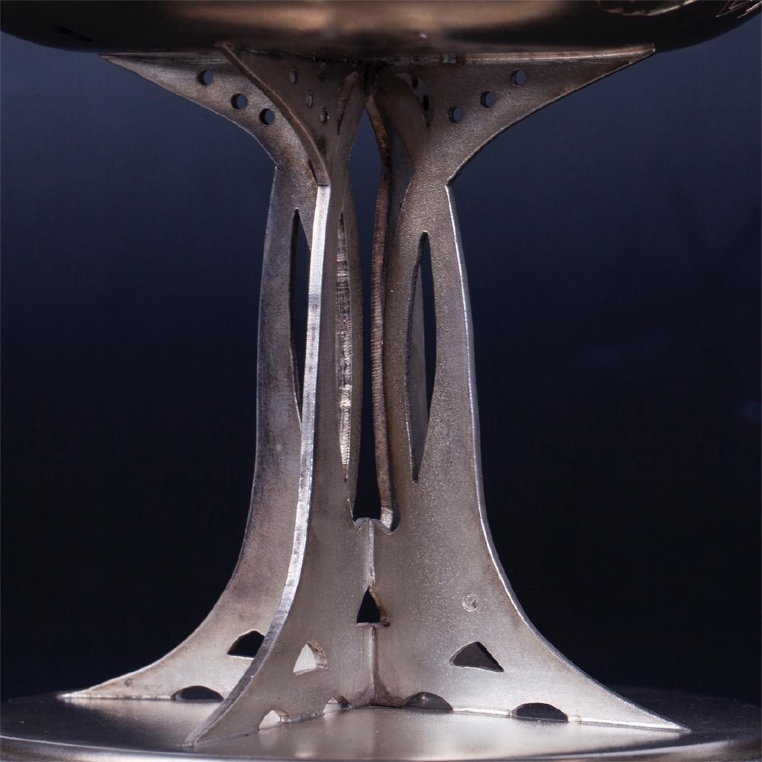 A pair of Russian engraved silver-gilt ice cream bowls — image 4