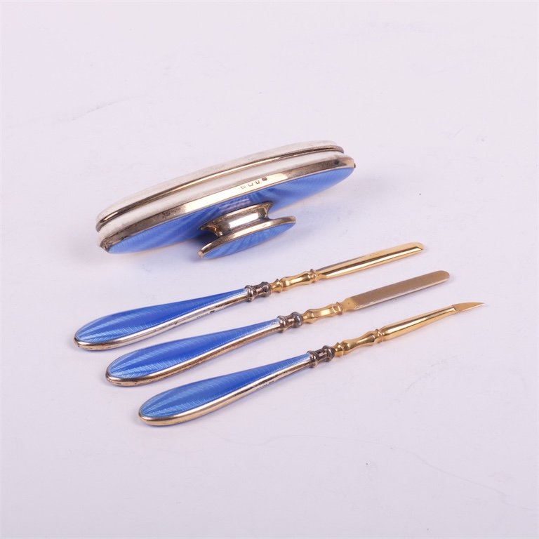 Manicure set of 4 pieces. — image 2