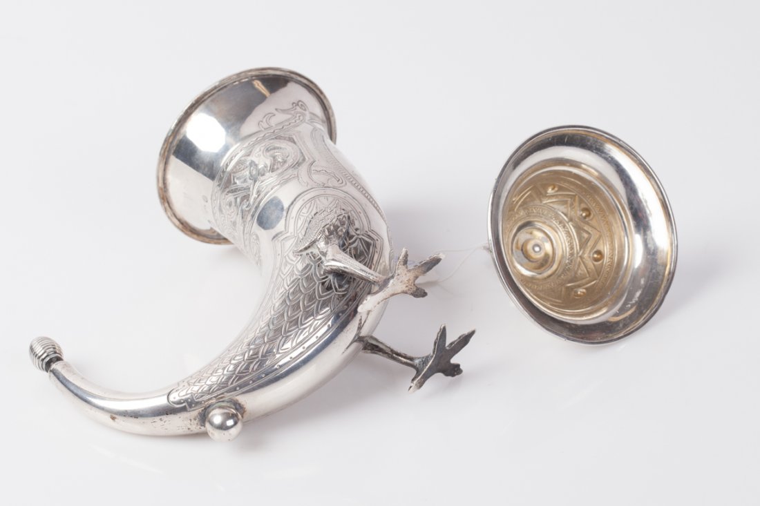 Silver goblet in shape of horn. — image 5