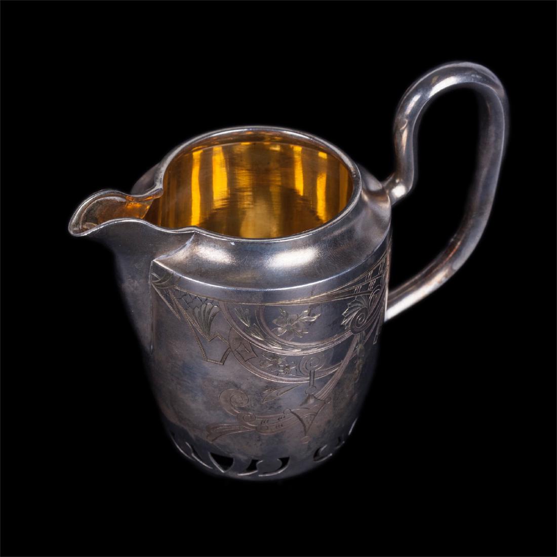 Russian silver-gilt and engraving tea set — image 3