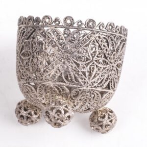 Antique filigree silver stand for egg — image 4