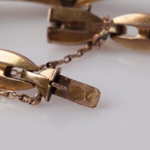 Gold hand bracelet. — image 2