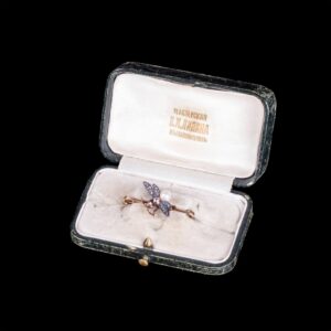 Russian Imperial time gold brooch in the shape of fly — image 1