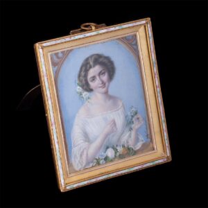 Antique bronze frame — image 1