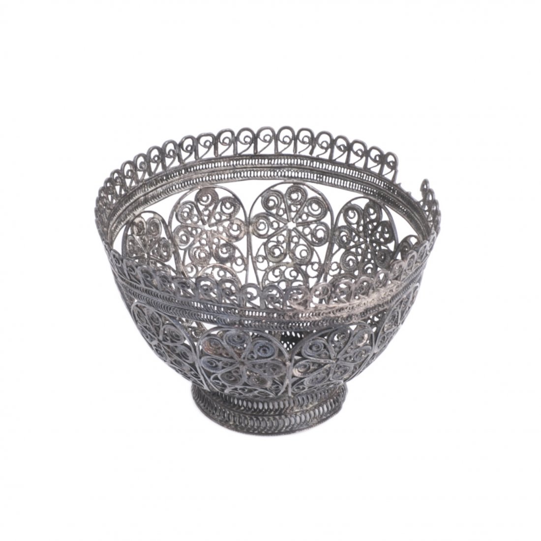 Antique filigree silver stand for egg — image 1
