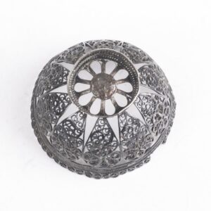 Antique filigree silver stand for egg — image 3
