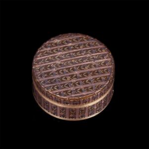 Antique Gold 18k-0.750 tortoise shell jewelry box — image 1