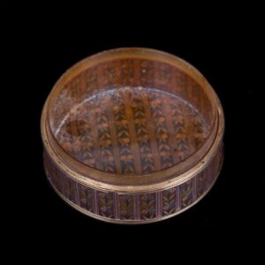 Antique Gold 18k-0.750 tortoise shell jewelry box — image 3