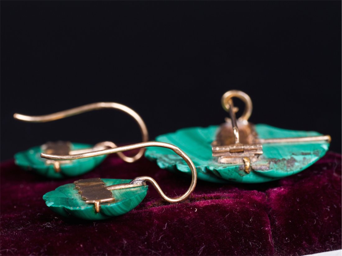 Russian set of brooch and earrings in a box — image 4