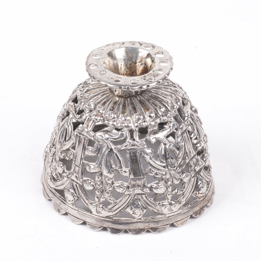 Antique filigree silver stand for egg — image 2