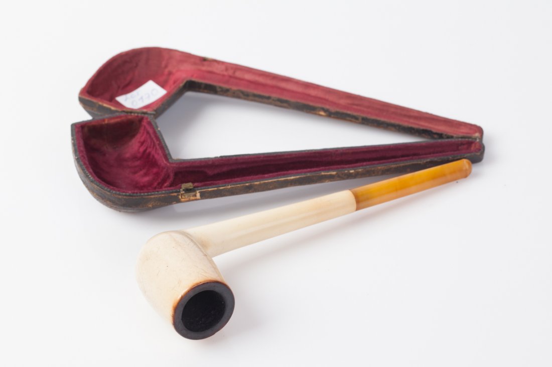 Antique smoking pipe. — image 3