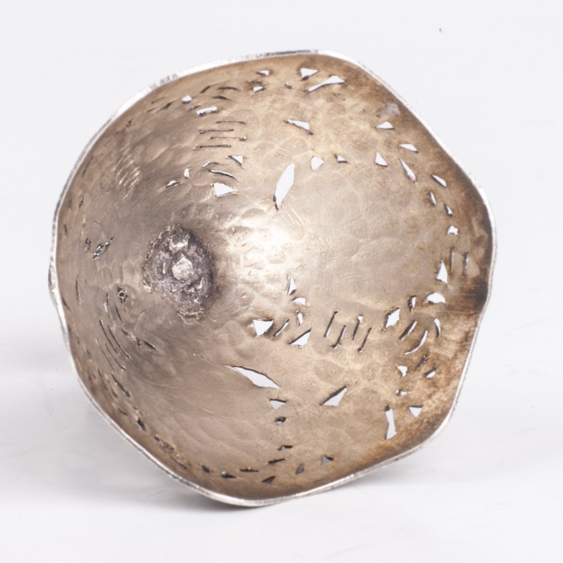 Antique filigree silver stand for egg — image 2