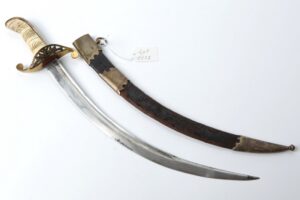 English navy dagger. — image 1