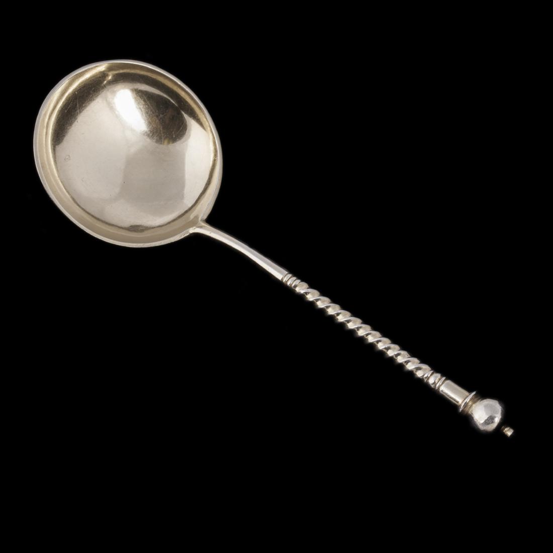 Russian silver-gilt and engraving jam spoon. Moscow, — image 2