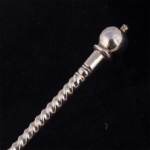 Russian silver-gilt and engraving jam spoon. Moscow, — image 3