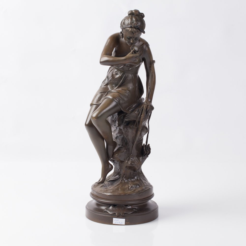 Figure "Women". — image 1