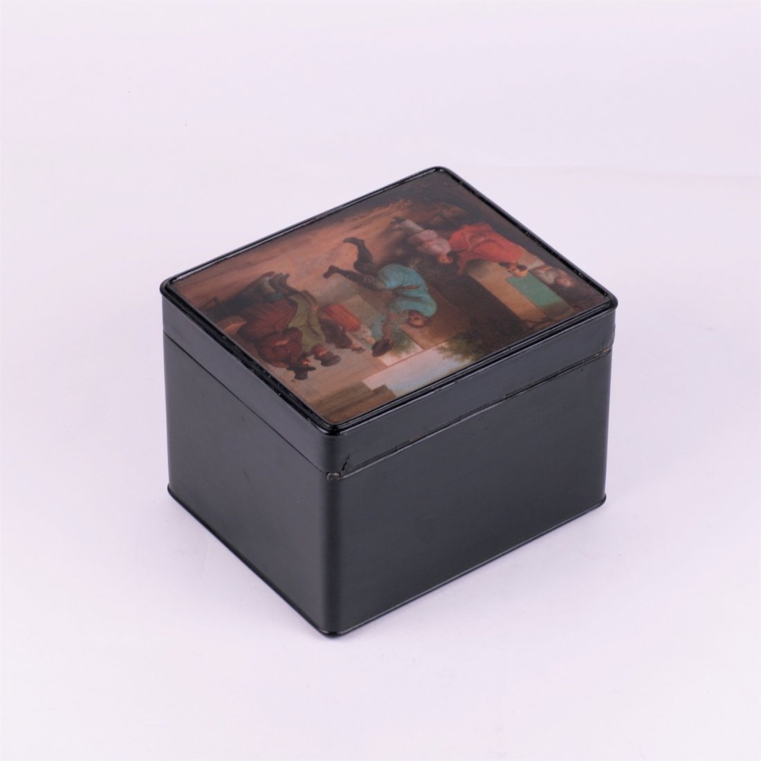 Russian lacquer casket "Village dancing". — image 2