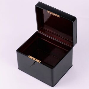 Russian lacquer casket "Village dancing". — image 3