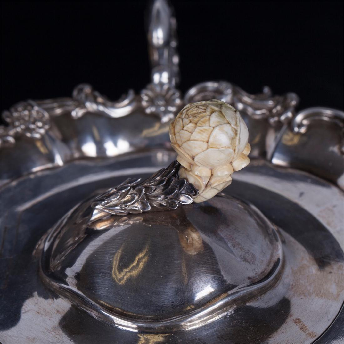 Russian silver-gilt tea service of 5 pieces — image 3