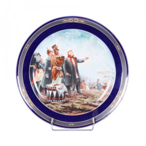 Decorative porcelain plate "On Borodino fields". — image 1