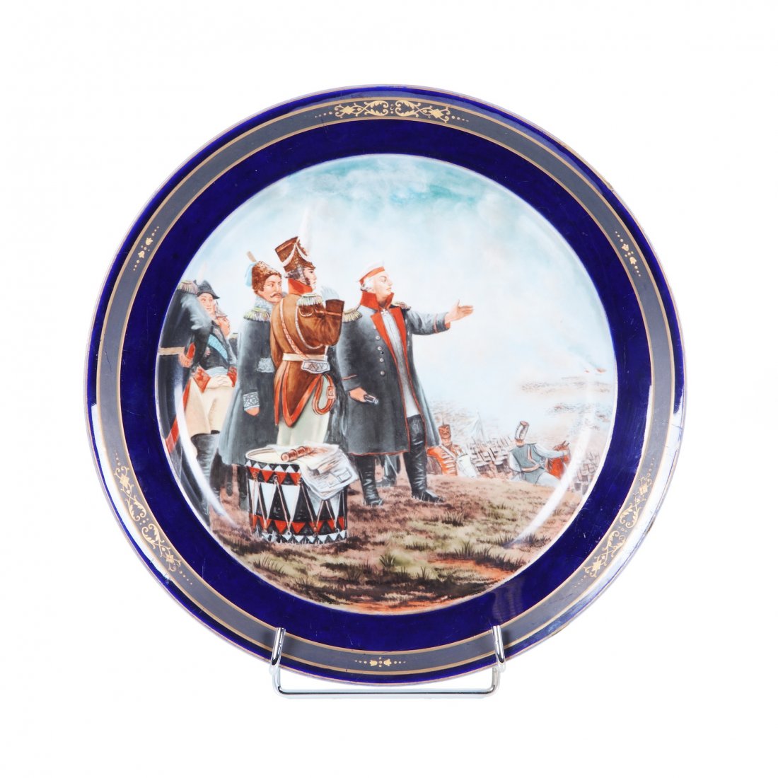 Decorative porcelain plate "On Borodino fields". — image 1