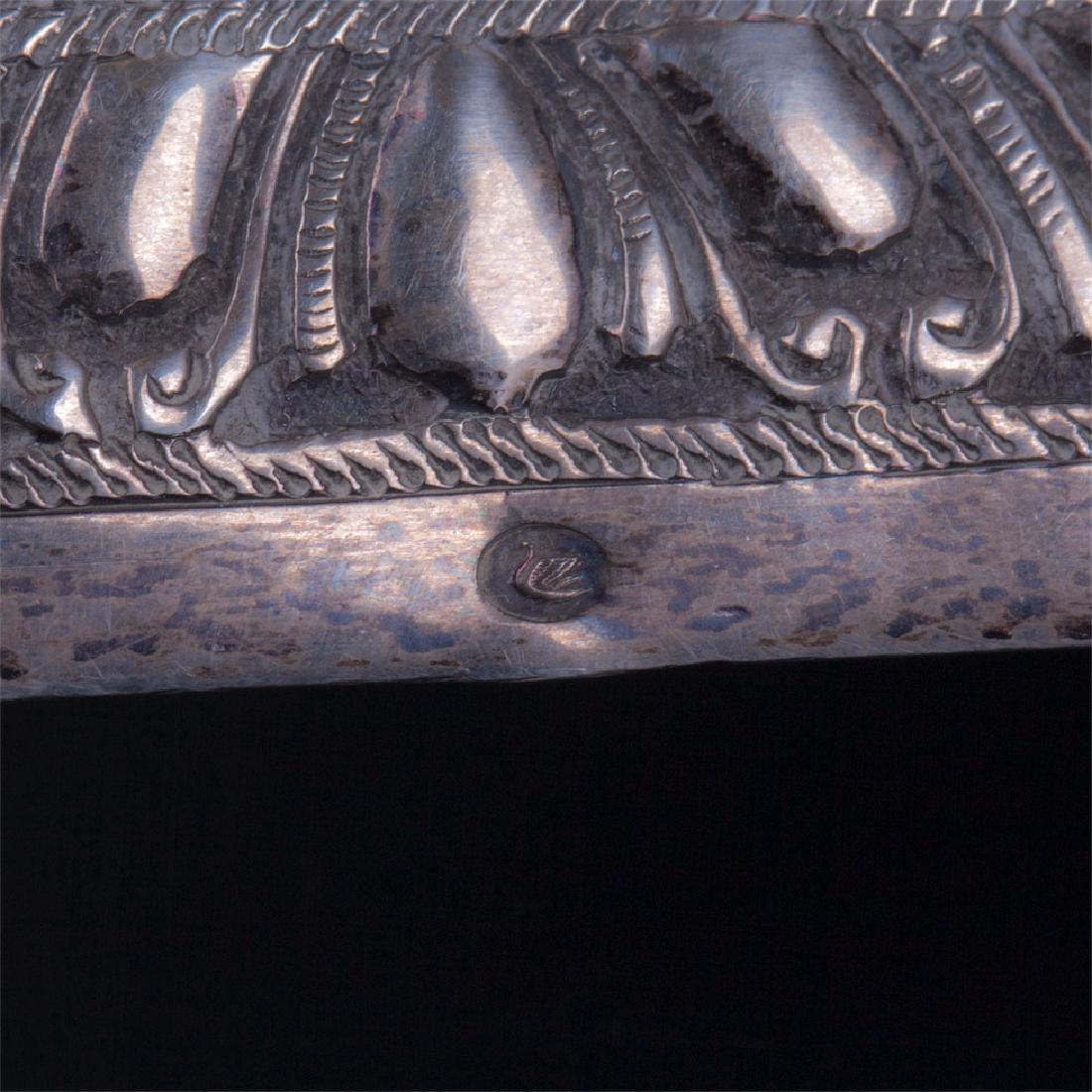 Huge antique silver tray with hands — image 3