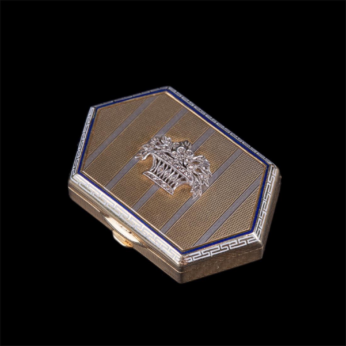 Antique small Gold 18K enamel box for pills with — image 1