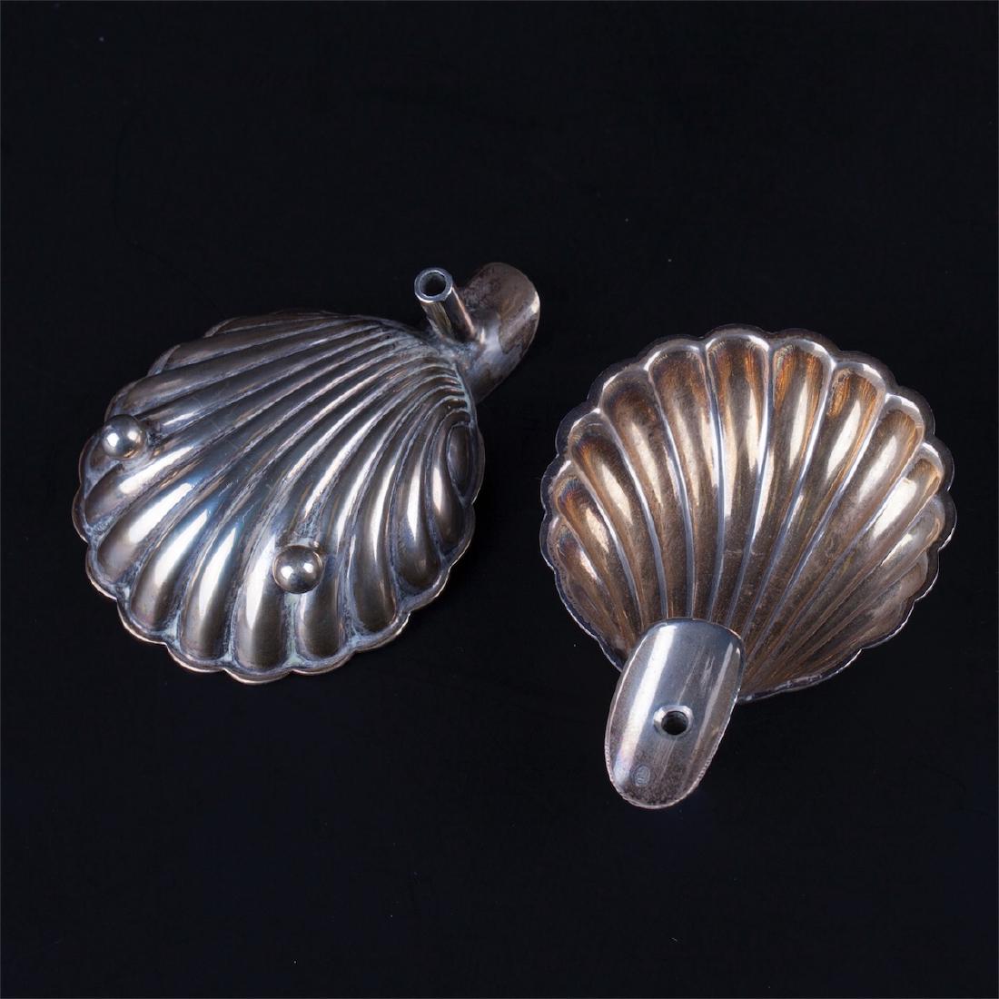 Silver serving set in a shape of shells — image 3