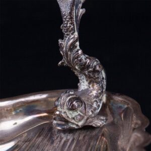 Silver serving set in a shape of shells — image 6