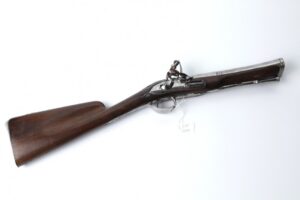 Antique blunderbuss. — image 1