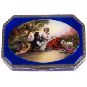 Antique European silver box with gallant scenes — image 2