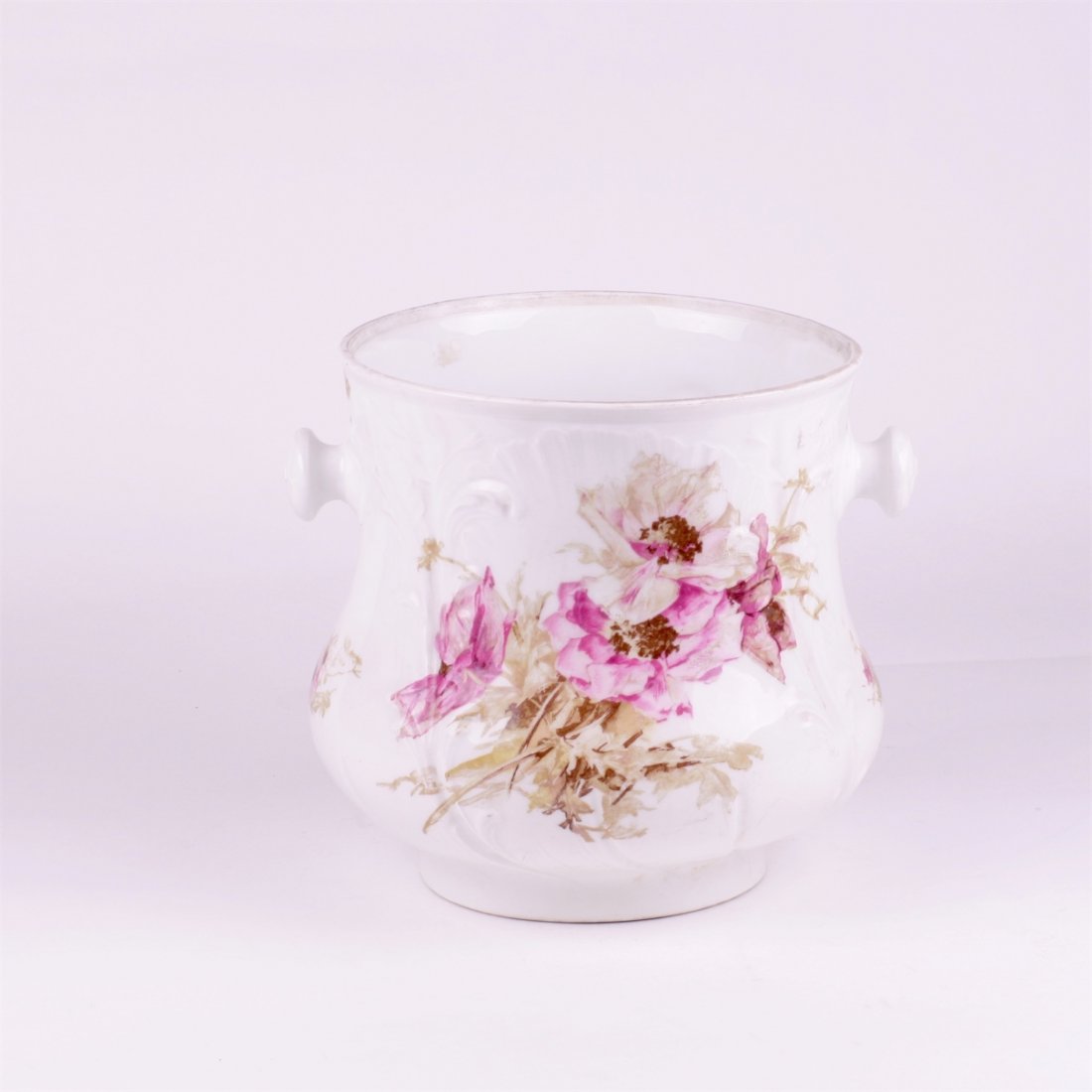 Russian porcelain flowerpot with flowers. Kornilov — image 2