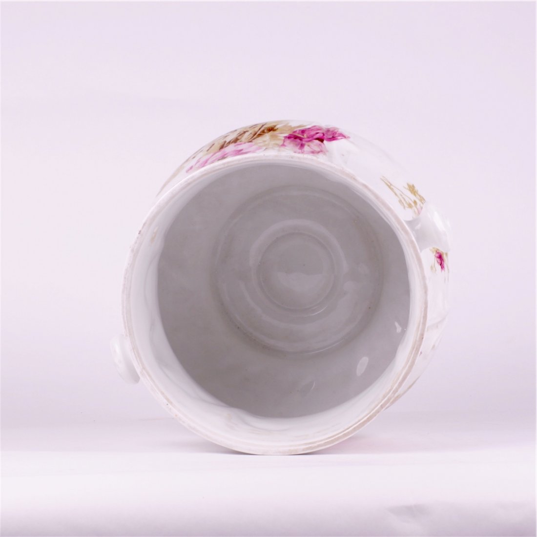 Russian porcelain flowerpot with flowers. Kornilov — image 3