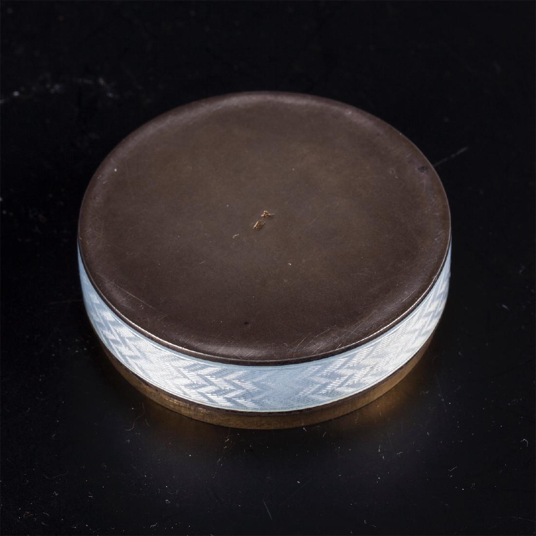 Antique silver an enamel snuff box — image 4