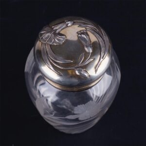 French Art Nouveau tea caddy — image 2