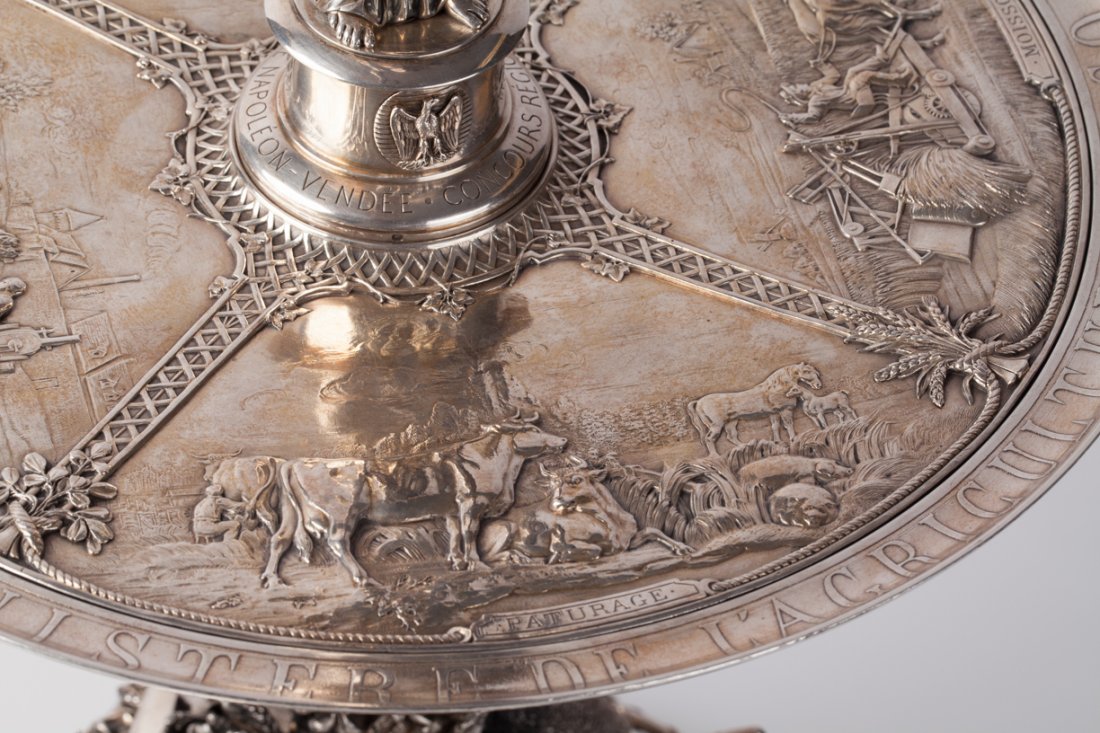 French silver figural Centerpiece. — image 7