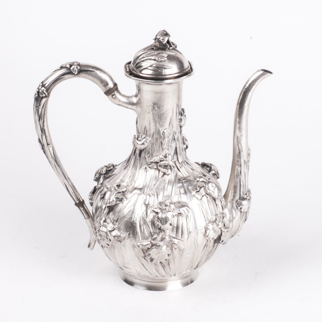 Antique Japan silver coffee pot with flower motifs — image 3