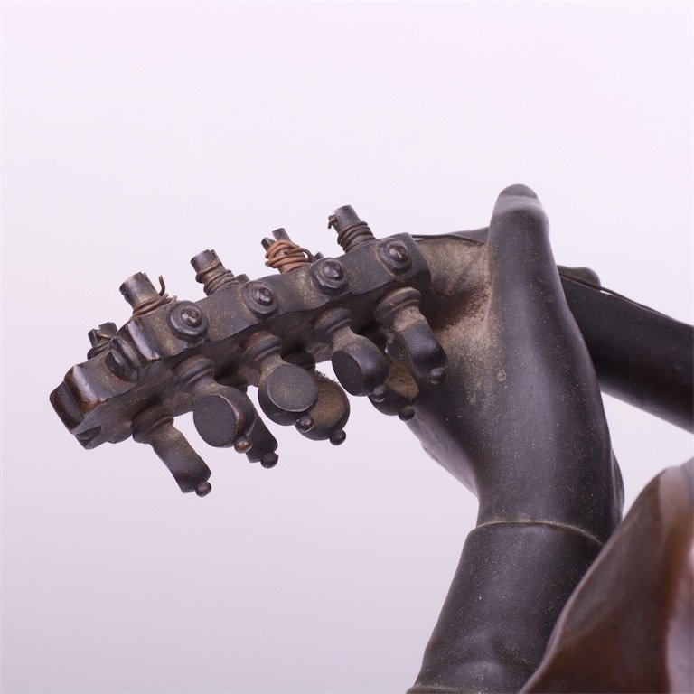 Bronze figure "Florentine Singer". — image 7