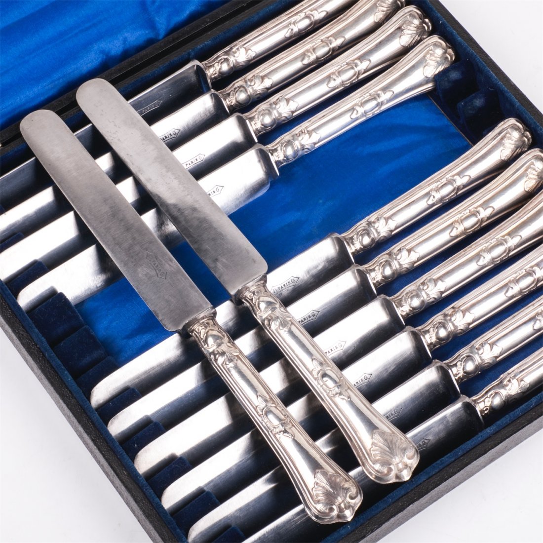 Antique French set of 12 table knives — image 2