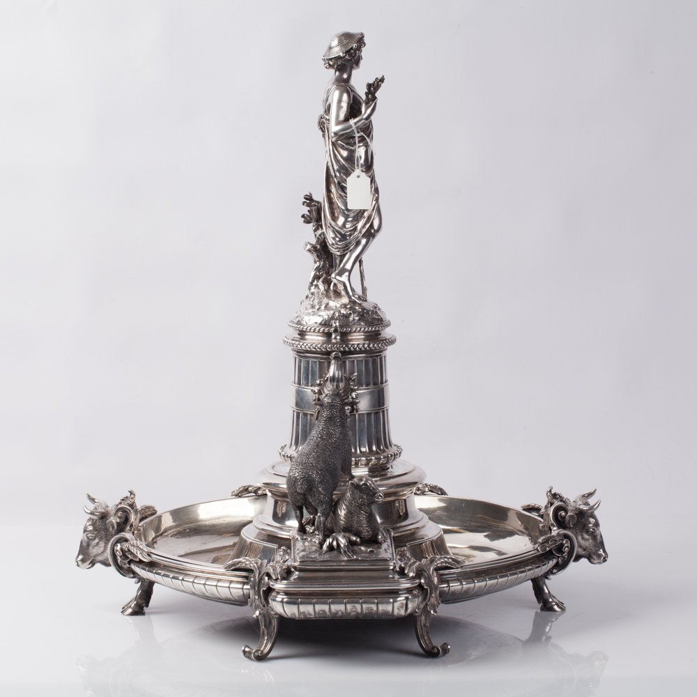 French silver figural Centerpiece. — image 2