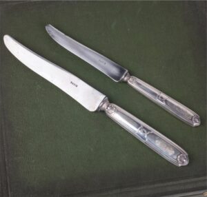 Antique French set of 2 boxes with 24 table knives — image 3