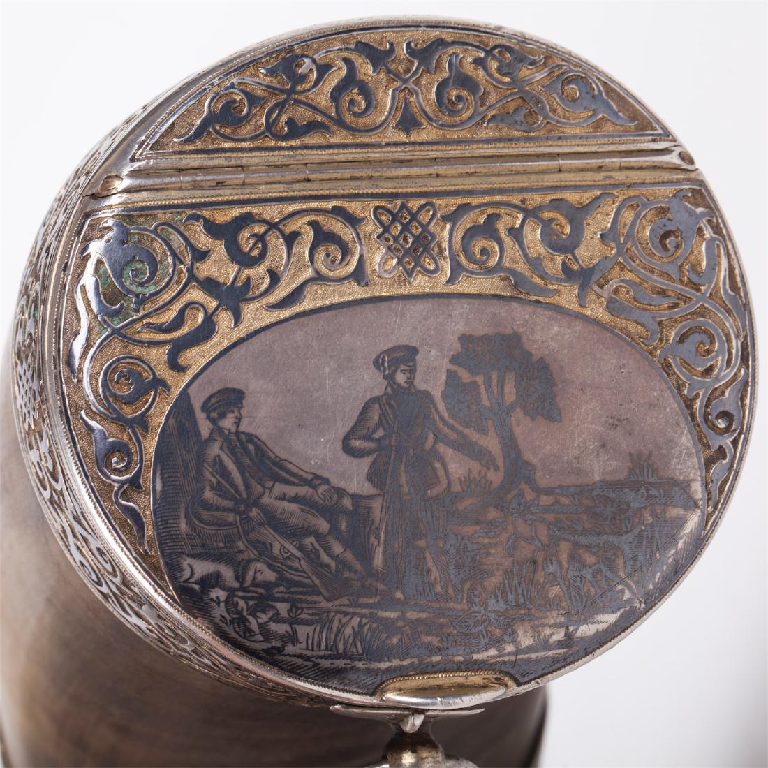 Presentation gunpowder horn — image 3