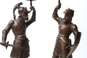 Candlesticks with warriors. — image 6