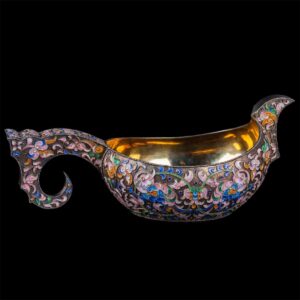 Grand Russian silver-gilt enamel kovsh. I. Khlebnikov — image 2