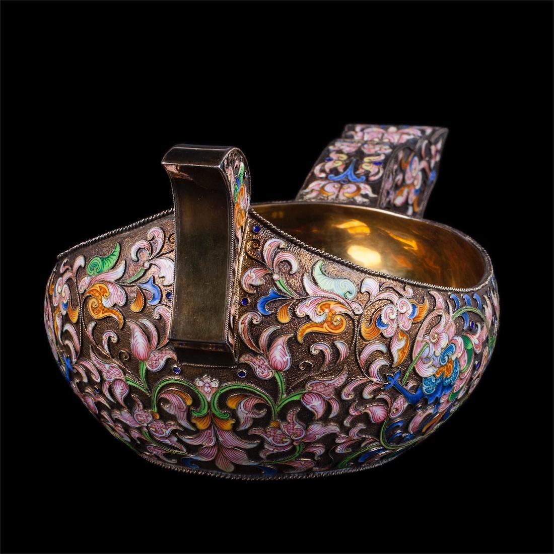 Grand Russian silver-gilt enamel kovsh. I. Khlebnikov — image 6