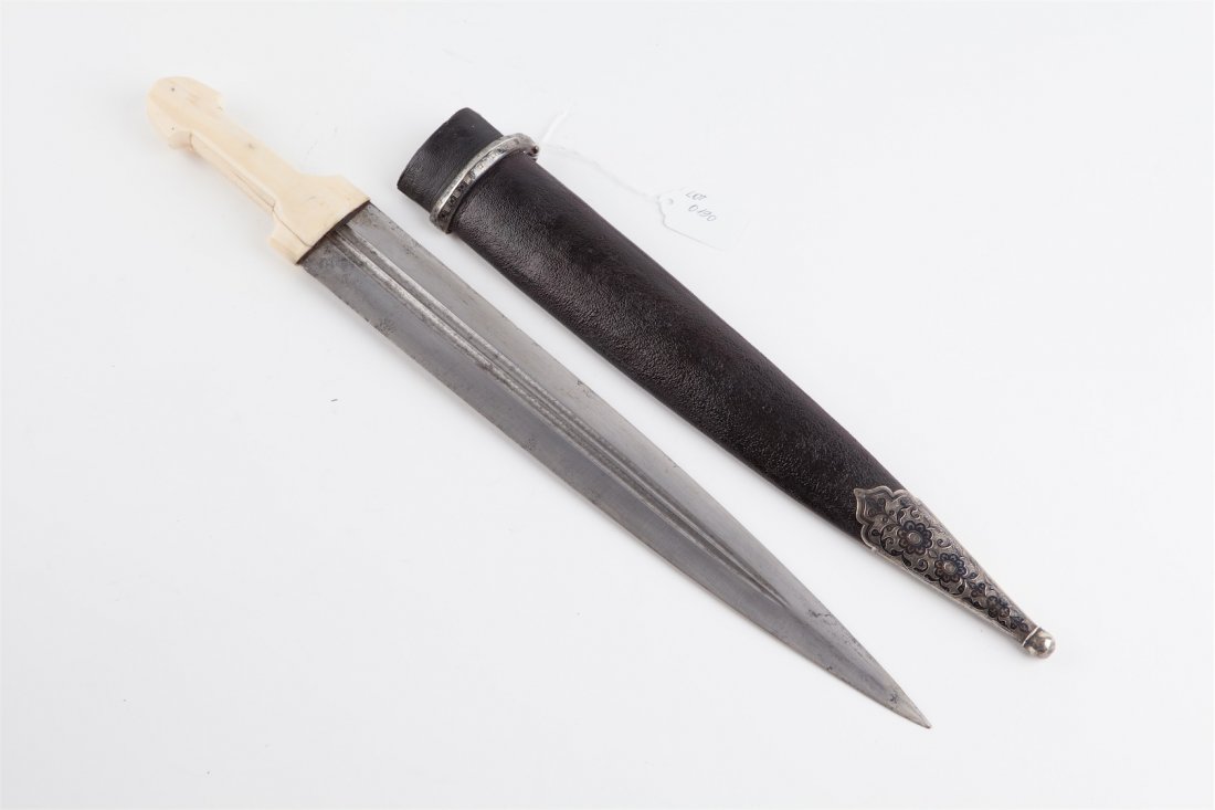 Caucasian (Russian) Kindjal dagger. 19th century. — image 1