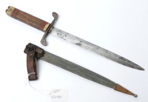 Undefined dagger. — image 1