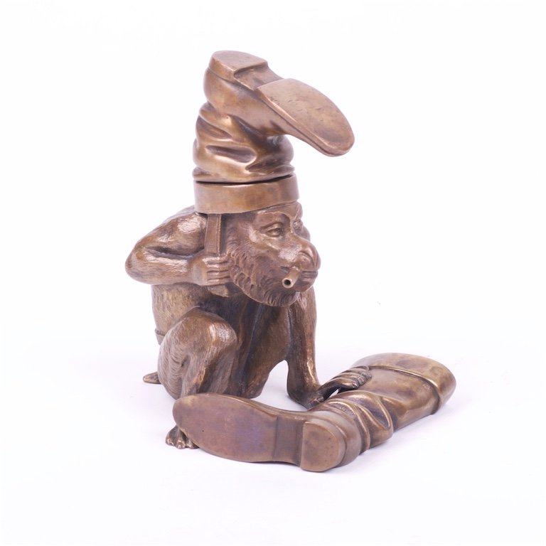 Bronze ashtray "Smoking monkey". — image 1
