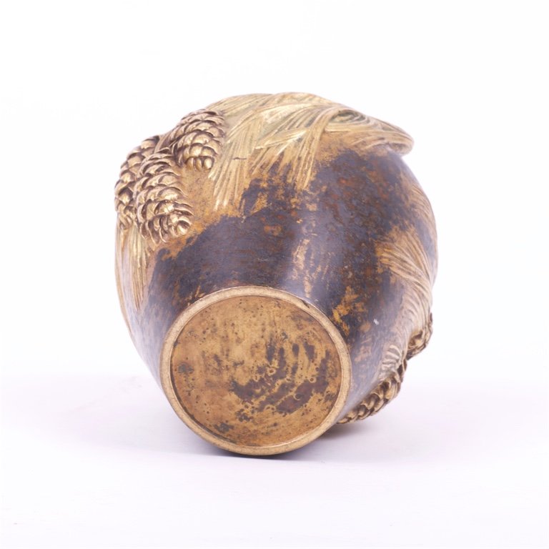 Bronze vase. — image 4
